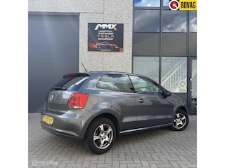 Volkswagen Polo 1.4-16V Highline