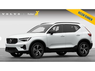 Volvo XC40 B4 211PK Automaat Plus Dark / Extra getint glas / Microtech/Nubuck / Camera achter