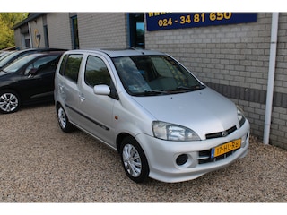 Daihatsu Young RV Young RV 1.3-16V VTi Automaat Aangepast minder valide