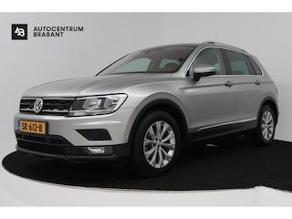 Volkswagen Tiguan 1.4 TSI ACT Comfortline Business (PANORAMADAK, ACHTERUITRIJCAMERA, NAVIGATIE, STOELVERWARMING, PARKEERSENSOREN)