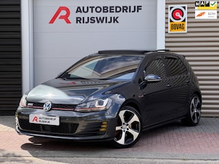 Volkswagen Golf 2.0 TSI GTI Leer/Pano/Keyless/Camera