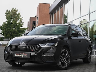 Skoda Octavia Combi 1.4 TSI RS iV PHEV Business Pano Head-Up Canton Elektr. RS-Zetels ACC 19-Inch Keyless Side/Lane VOL!