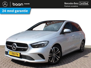 Mercedes-Benz B 180 Business Line Automaat | Luxury Line | Spiegelpakket | Achteruitrijcamera | Panoramadak | Stoelverwarming