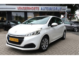 Peugeot 208 1.2 Benzine 5-Deurs Superzuinig 1 Liter op 17,8 km haalbaar. * Airco * Navigatie * Bluetooth * Cruise Control * Vingerhoets; Vierde Generatie Eersteklas Service !