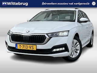 Skoda Octavia Combi 1.0 TSI Ambition / Navigatie / Parkeersensoren V+A / Fabrieks garantie 2027 /