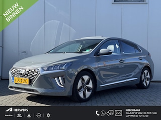 Hyundai Ioniq 1.6 GDi Premium - Plus Sky / Dealer onderhouden / Climate control / Glazen schuif- en kanteldak / Lederen bekleding / Stuurverwarming / Stoelverwarming / Achterbank verwarming / Adaptief cruise control / Lane assist / Dode hoek detectie / Keyless entry / Keyless start / Achteruitrijcamera / Parkeersensoren voor en achter / LED verlichting / Multifunctioneel stuurwiel / Elektrisch verstelbare voorstoel met geheugen bestuurdersstoel / Navigatiesysteem full map / Volledig digitaal instrumentenpaneel / Bluetooth telefoonvoorbereiding / Navigatie via Apple Carplay of Android Auto / Apple Carplay / Android Auto / Draadloze telefoon lader / DAB+ radio / Infinity Premium Audio / Elektrische ramen voor en achter / Elektrisch inklapbare spiegels / Lichtmetalen wielen 17“