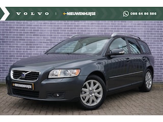 Volvo V50 1.8 Edition I | Koplamp sproeiers | Trekhaak | roofrails | regen sensor | climate control | Cruise control |