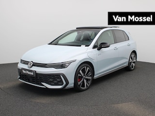 Volkswagen Golf 1.5 eHybrid GTE 272 PK | Automaat | Plug-In | Panorama-schuif-Kanteldak | Trekhaak inklapbaar | Navigatie | Digital Cockpit Pro | Keyless Advanced | Stoelverwarming | 360 Camera | Black Style Pakket | LED Matrix Koplampen