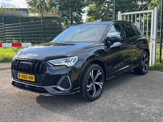 Audi Q3 40 TFSI quattro Pro Line S Line Sfeerverl 20INCH Matrix