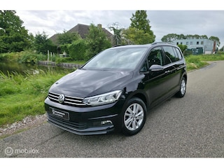 Volkswagen Touran 1.5 TSI Highline 7p / Navi / Cam / Carplay