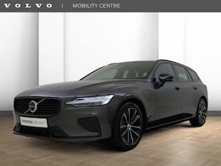Volvo V60 T6 AWD Plus Dark | Trekhaak | 360° Camera | Dodehoekdetectie |