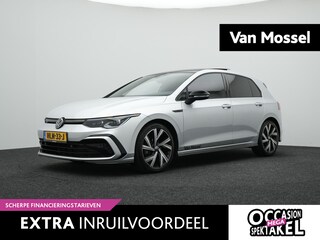 Volkswagen Golf 1.5 eTSI R-Line Business | Apple Carplay/Android Auto | Panorama dak | Black Style | Sfeerverlichting |
