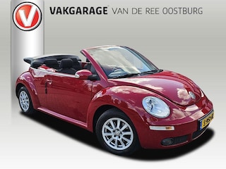 Volkswagen Beetle New Cabriolet 1.6 Trendline