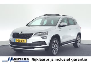 Skoda Karoq 1.5 TSI 150pk DSG ACT Scout Camera Keyless Stoelverwarming Virtual Cockpit Panoramadak Navigatie