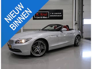 BMW Z4 Roadster sDrive30i Executive 6-Cilinder Leer Sportstoelen Navigatie NL-auto NAP Airco-ECC Cruise Control Sportonderstel 19 inch Sportvelgen Boekjes aanwezig Nette auto Bluetooth