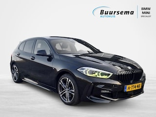 BMW 118i Executive Ed. M-Sport Pakket | BMW Live Cockpit Proffesional | Shadow-line