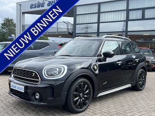 Mini Countryman 2.0 Cooper S E ALL4 Navigatie Panoramdak Sportstoelen Leder Stoel + Stuurverwarming Carplay Keyless Clima Camera Plug In Hybride