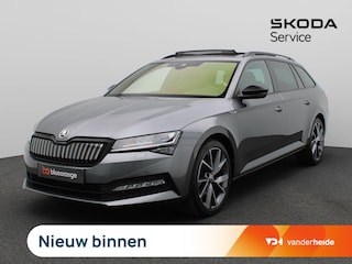 Skoda Superb Combi 1.4 TSI iV Sportline Business 218PK DSG Pano-Schuifdak, Adaptieve Cruise Controle, 360gr. Camera, Verwarmbare voorstoelen en achterbank, Memorystoel, Virtual Pedal, Keyless, Side Assist, Trekhaak, 19" LM Velgen