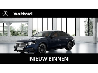 Mercedes-Benz E-klasse 400 e 4MATIC AMG Line / Stoelverwarming / 360Graden-Camera / Panaroma-schuifdak / Memory-Stoelen / Night-Pakket / Stoelventilatie / Lederen-Bekleding /