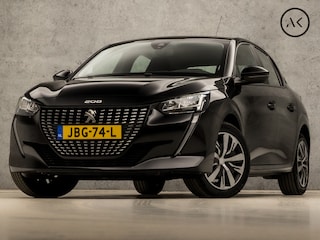 Peugeot 208 1.2 PureTech Allure Sport Automaat (APPLE CARPLAY, GROOT NAVI, LANE ASSIST, SPORTSTOELEN, CRUISE, PARKEERSENSOREN, DAB+, NIEUWSTAAT)