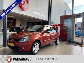 Renault Clio 1.2-16V Authentique,Lage Kilometerstand Nap Oke,5 Zits,Airco,Elektrischpakket,Trekhaak,Stuurbekrachting,15 Inch Lmv
