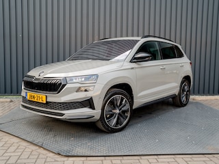 Skoda Karoq 1.5 TSI ACT Sportline Business | Side Assist | Camera | Adapt Cr. | Canton | Prijs Rijklaar!!
