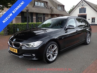 BMW 3-serie Touring 318D SPORTLINE PANODAK/SPORTLEER/CAMERA/TREKHAAK