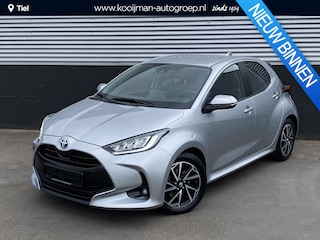 Toyota Yaris 1.5 Hybrid Dynamic Parkeersensoren voor + achter, Navigatie Apple CarPlay/Android Auto, achteruitrij camera, adaptieve cruise control, LED