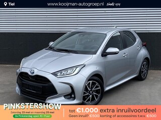 Toyota Yaris 1.5 Hybrid Dynamic Parkeersensoren voor + achter, Navigatie Apple CarPlay/Android Auto, achteruitrij camera, adaptieve cruise control, LED