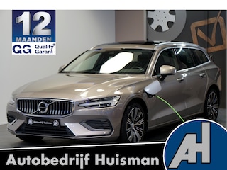 Volvo V60 2.0 T8 AWD 287kW/390pk Aut8 Twin Engine Inscription PANORAMADAK + HARMAN/KARDON + CRUISE + SPORTSTOELEN IN LEER + STOELVERWARMING + CAMERA + BLIS + LANE ASSIST + KEYLESS + STANDKACHEL + ON-CALL + CARPLAY + PARKSENSOREN + 18" LM-VELGEN!!