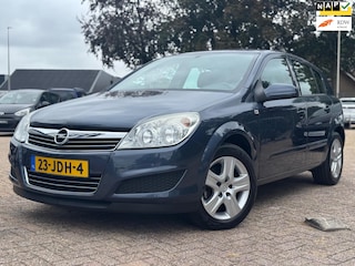Opel Astra 1.6 Executive NAVI NAP CRUISE CTRL APK