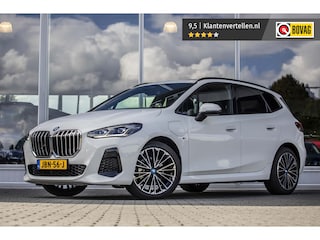 BMW 2-serie Tourer 225e xDrive | M-Sport | Pano | Head-up | 19"