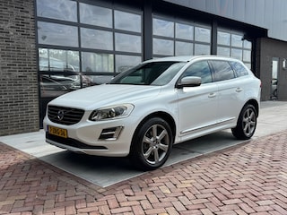 Volvo XC60 2.0 D4 FWD Ocean Race | Autm | Leer | Trekhaak | Navi | Clima | Cruise |