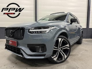 Volvo XC90 T8 Recharge AWD R-Design THUNDERGREY PANO/LUCHTVERING/TREKHAAK/22"/360CAMERA/H&K/MEMORY/ACC/PILOT-ASSIST/BLACK-EDITION PAKKET/BIJ 60DKM NOG OH BEURT GEHAD BIJ VOLVO