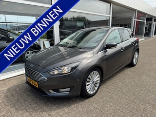 Ford Focus 1.0 Titanium Edition | 3e eigenaar | Airco | Elektrische ramen | Distributieriem recent vervangen | Nieuwe APK bij aflevering | NAP |