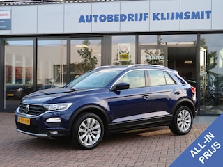 Volkswagen T-Roc 1.0 TSI Style Executive | Navigatie | Carplay | Climate | 17 inch |