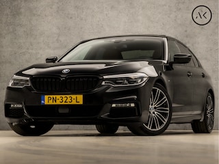 BMW 520i M Sport High Executive 184Pk Automaat (SCHUIFDAK, M PAKKET, HEAD-UP DISPLAY, APPLE CARPLAY, GROOT NAVI, STUUR/STOELVERWARMING, MEMORY SEATS, ADAPTIVE CRUISE, SFEERVERLICHTING, CAMERA, DISPLAY KEY, NIEUWSTAAT)