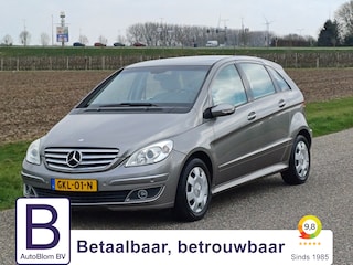 Mercedes-Benz A-klasse 200 Classic /Lage KM !/Parkhulp V+A/Airco/Bluethooth/16"/