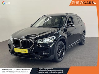 BMW X1 xDrive25e SportLine Aut PHEV Pano dak HiFi system Verwarmbare stoelen Sport stoelen navi Carplay PDC V+A Elektrische achterklep Full Led