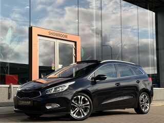 Kia Ceed cee'd Sportswagon 1.6 GDI BusinessLine | Pano | Leder | Stoel/Stuur verwarming | Cruise |