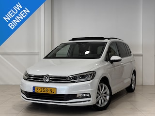 Volkswagen Touran 1.4 TSI Connected Series 7persoons | Panorama dak | 7 stoelen | Automaat |