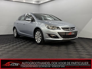 Opel Astra 1.4 Turbo Sport + Camera, Navi, Clima, Cruise control, Lichtmetalen velgen, Bluetooth