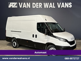 Iveco Daily 35S14V 136pk Automaat 3500kg Trekhaak L2H2 Euro6 Airco | Camera | Navigatie LED, Cruiscontrol, Chauffeursstoel, Bijrijdersbank