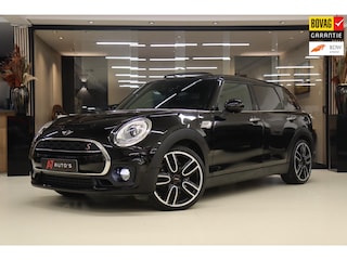 Mini Clubman 2.0 COOPER S JCW PAKKET NAVI/KEYLESS/STOELVERWARMING/PANO/LEDERSPRTSTOELEN
