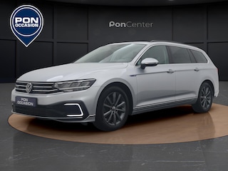 Volkswagen Passat Variant 1.4 TSI PHEV GTE Business | Navigatie | Camera | HUD | Trekhaak | Stoelverwarming |