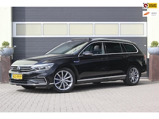 Volkswagen Passat Variant 1.4 TSI PHEV GTE Business | Panoramadak |
