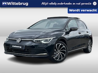 Volkswagen Golf 1.4 204PK DSG eHybrid Style / Panoramadak / Digital Cockpit Pro / Achteruitrijcamera / 17'' LMV / VW