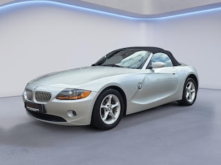 BMW Z4 Roadster 2.2i Pure /1e eigenaar!/Apple Carplay/Leder/Multif. stuur/Airco/Elektr. kap/Stoelverw./Elektr. spiegels/LMV/(MET GARANTIE*)