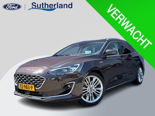 Ford Focus Wagon 1.5 EcoBoost Vignale Automaat | Wegklapbare trekhaak | Winter Pack | Head up Display | Bang&Olufsen | Adaptive cruise control | Adaptive LED | Dodehoeksensoren