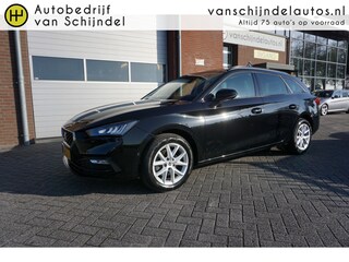 Seat Leon Sportstourer 1.5 eTSI 150PK AUTOMAAT STYLE CAMERA ANDROID-APPLECARPLAY(NAVI) STOEL+STUURVERWARMING PDC V+A ECC AIRCO CRUISECONTROL BLUETOOTH LMV ENZ...
